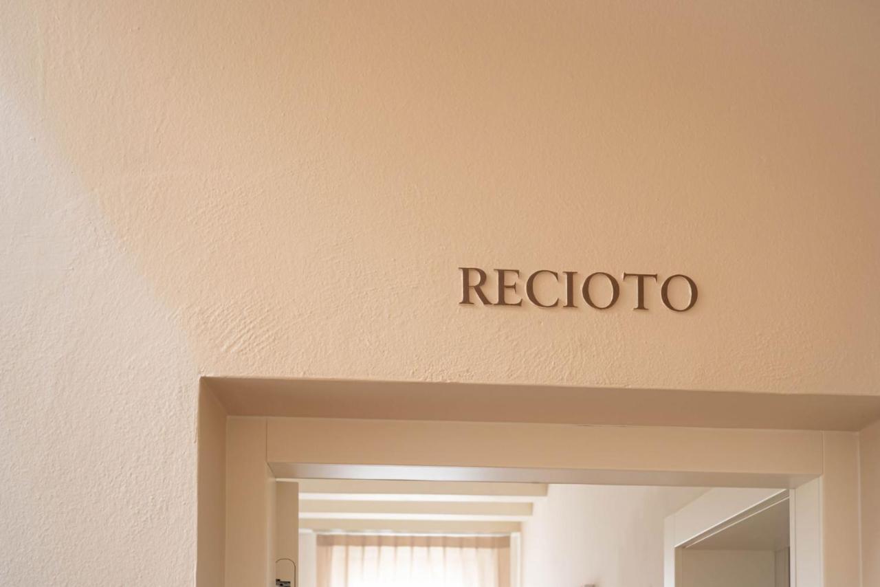 Calcirelli Suites Verona Exterior foto