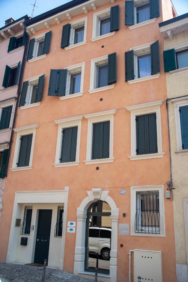Calcirelli Suites Verona Exterior foto