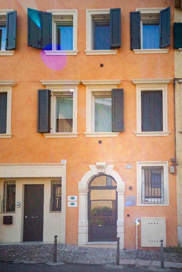 Calcirelli Suites Verona Exterior foto